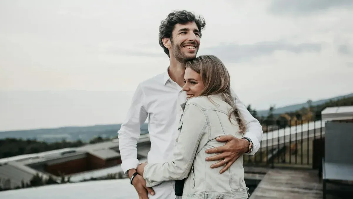 简一思迈报道 | 与同一个人再婚的艺术：50年金婚夫妇的智慧