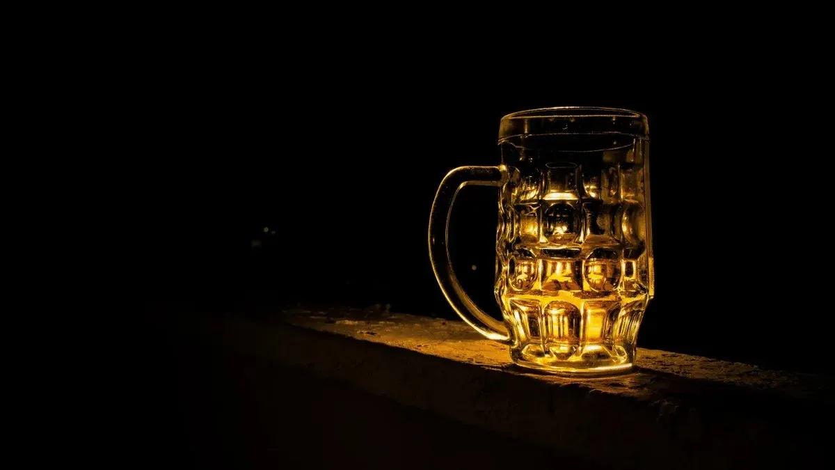 简一成长视点 | 意志力与酒精：为何信念助长诱惑