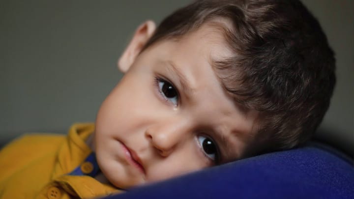 幼儿PTSD的识别与治疗：从行为到情绪，我们该如何读懂孩子的创伤信号？