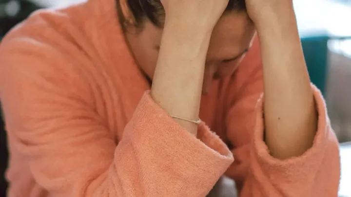 简一成长视点 | 当爱变成重负：特殊需求孩子的父母，如何走出养育倦怠
